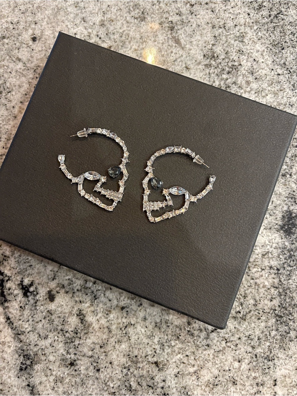 eye candy Clear Crystal Skull Hoop Earrings with Dark Teardrop Accent - Picture 2 of 2